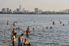 “Điều hòa” giàu nghèo, khó lắm!