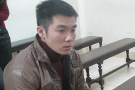 Nam sinh viên lĩnh án vì cướp chiếc vòng đeo tay của bạn