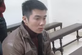 Nam sinh viên lĩnh án vì cướp chiếc vòng đeo tay của bạn