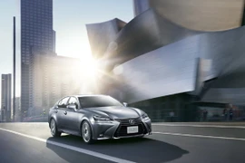 Lexus giới thiệu GS 350 nâng cấp 2016 giá gần 4 tỷ đồng