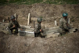 [ẢNH] Quân đội Azerbaijan mắc sai lầm khi cố gắng tiếp cận Shusha và Stepanakert?