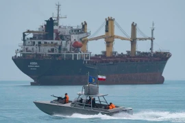 Ngoại trưởng Mỹ cảnh báo đóng eo biển Hormuz là đòn 'tự sát kinh tế' đối với Iran