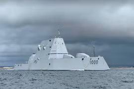 Khu trục hạm Zumwalt 'đối đầu sòng phẳng' mọi đối thủ nhờ tên lửa siêu thanh