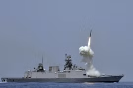 Ấn Độ mua lượng lớn tên lửa chống hạm tối tân của Nga bất chấp lệnh cấm vận