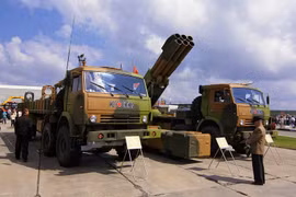 Nga gấp rút phát triển pháo phản lực mới chống lại HIMARS của Mỹ