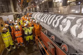 Nghị sĩ Đức yêu cầu khởi động khẩn cấp Nord Stream 2