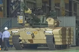 Xe tăng hạng nhẹ Zorawar đã sẵn sàng đối đầu Type 15 trên cao nguyên?