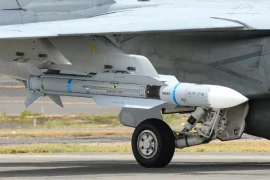 Tên lửa NAIM-174B tầm siêu xa mang lại ưu thế tuyệt đối cho Hải quân Mỹ