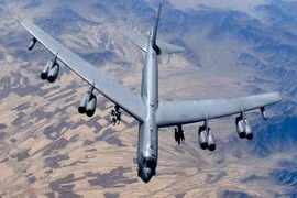 Nga 'giật mình' khi máy bay ném bom B-52H hoạt động gần Odesa 
