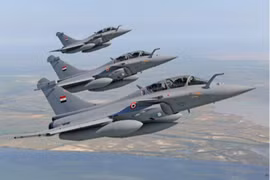 [ẢNH] Su-35 thất bại cực sốc khi lần đầu ‘đọ cánh’ cùng Rafale