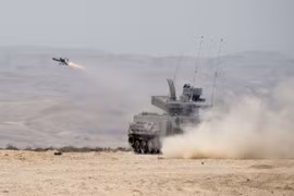 Xe tăng tên lửa Pereh 'độc nhất vô nhị' của Israel tấn công dữ dội Hamas