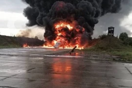 Oanh tạc cơ Tu-22M3M mới nhất của Nga bị thiêu rụi tại sân bay Soltsi?