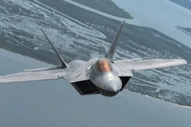 Tín hiệu báo động khi Không quân Mỹ điều động tiêm kích F-22 tới Trung Đông