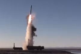 Tên lửa chống hạm Onyx trong tay Lực lượng Houthi gây ác mộng cho tàu sân bay Mỹ?