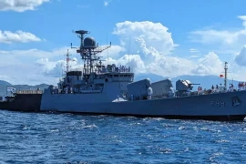 Tàu tên lửa INS Kirpan Ấn Độ tặng Việt Nam đã về tới cảng Cam Ranh