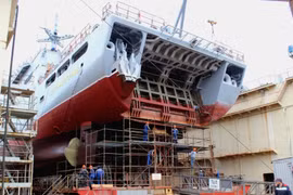 Nga khẩn trương đóng mới tàu đổ bộ Dự án 11711 nâng cấp