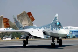 Tiêm kích Su-57E và Yak-130M trở thành 'ngôi sao' tại Triển lãm Hàng không Dubai