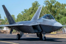 Tại sao Mỹ bất ngờ muốn tái sản xuất tiêm kích F-22?