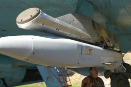 Nga gặp khó khi Su-27 Ukraine bắt đầu bắn tên lửa mồi bẫy ADM-160 MALD