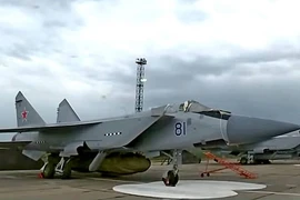 [ẢNH] MiG-31 được trang bị tên lửa bí ẩn mạnh gấp bội Kh-47M2 Kinzhal?