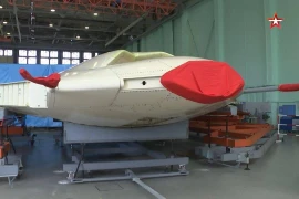 [ẢNH] Lộ diện máy bay tàng hình bí ẩn của Nga sau chuyến thị sát của Bộ trưởng Shoigu