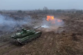 Xe tăng T-90M Proryv của Nga khiến truyền thông nước ngoài kinh ngạc