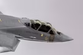 [ẢNH] Nga đi vào "vết xe đổ" FGFA khi cố chế tạo bản Su-57 hai người lái?