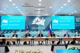 Phương Tây ngày càng khó cô lập Nga