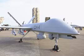 [ẢNH] Truyền thông Armenia: Chúng ta cần UAV Trung Quốc hơn Su-30SM Nga