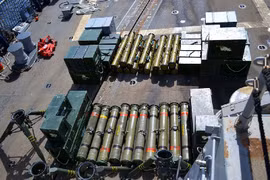 Mỹ tiết lộ sẽ làm gì với số vũ khí Iran bị thu giữ