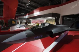 Tiêm kích bom tàng hình thế hệ 6 JH-XX Trung Quốc khiến phương Tây sửng sốt