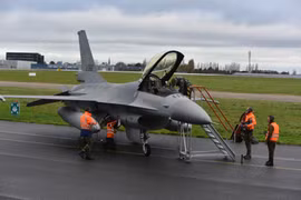 Tiêm kích F-16 trong tay Ukraine sẽ nhận bom dẫn đường AASM Hammer cực mạnh?