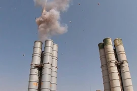 [ẢNH] Tiêm kích Israel tháo chạy khi nhận thấy S-300 Syria được kích hoạt?