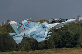 [ẢNH] Hải quân Nga nhận hàng loạt Yak-130 để ‘đón’ siêu tàu sân bay tương lai?