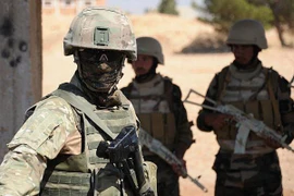 [ẢNH] Nga khẩn trương vào cuộc để kiểm soát giao tranh đẫm máu gần biên giới Israel