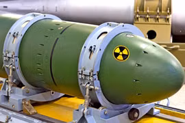 Mỹ ra thông báo mới về khả năng giao vũ khí hạt nhân chiến thuật cho Ukraine