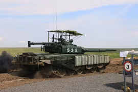 [ẢNH] T-72B3 Nga sẽ dễ dàng vô hiệu hóa tên lửa Javelin Mỹ nhờ kinh nghiệm của... Iraq?