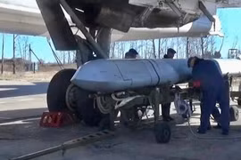 Tên lửa hành trình Kh-101 được 'cải tiến vượt trội' nhưng còn vô số điểm yếu?
