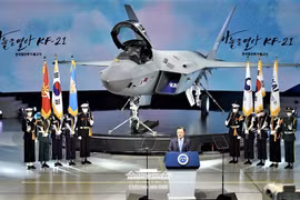 Không quân Hàn Quốc 'lột xác' với 120 tiêm kích tàng hình KF-21 Boramae