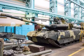 [ẢNH] Xe tăng T-64 Krab Ukraine sẽ "tránh được sai lầm" của T-72/90 Nga