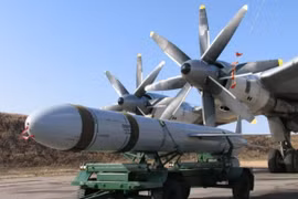 Nga bất ngờ sản xuất ngay tên lửa hành trình Kh-50 đầy bí ẩn