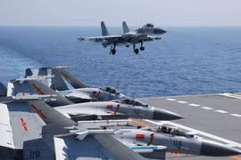 Tàu sân bay Sơn Đông tập trận: 620 lượt máy bay xuất kích trong 18 ngày