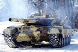 [ẢNH] Xe tăng T-64E Ukraine thành "kẻ hủy diệt" nhờ pháo tự động 2 nòng cực mạnh