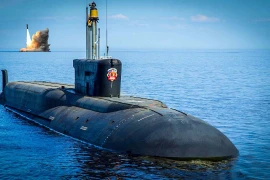 6 tàu ngầm hạt nhân Nga ra khơi ngay trước khi ông Putin tới Alaska