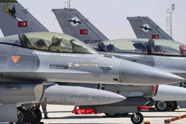 Thổ Nhĩ Kỳ không có cả tiêm kích F-16 Block 70 nếu từ chối giao S-400 cho Ukraine?