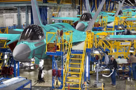 Quá nhiều đơn đặt hàng tiêm kích F-35 sẽ gây phản tác dụng