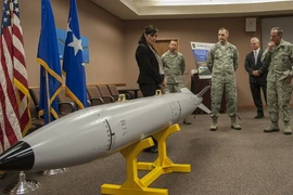 [ẢNH] Nga "giật mình" khi chính trị gia Gruzia mời Mỹ triển khai vũ khí hạt nhân?