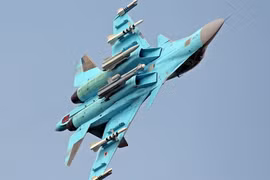 [ẢNH] Su-34 Nga bị rơi sau khi chặn hai máy bay ném bom Mỹ?