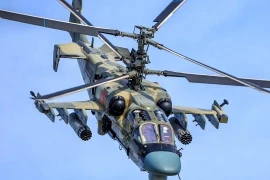 Hệ thống EW bảo vệ trực thăng Ka-52 Nga an toàn ngay cả khi bị tên lửa tấn công ồ ạt