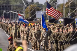NATO có thể cần tới 50 lữ đoàn mới để ‘bảo vệ sườn phía Đông’